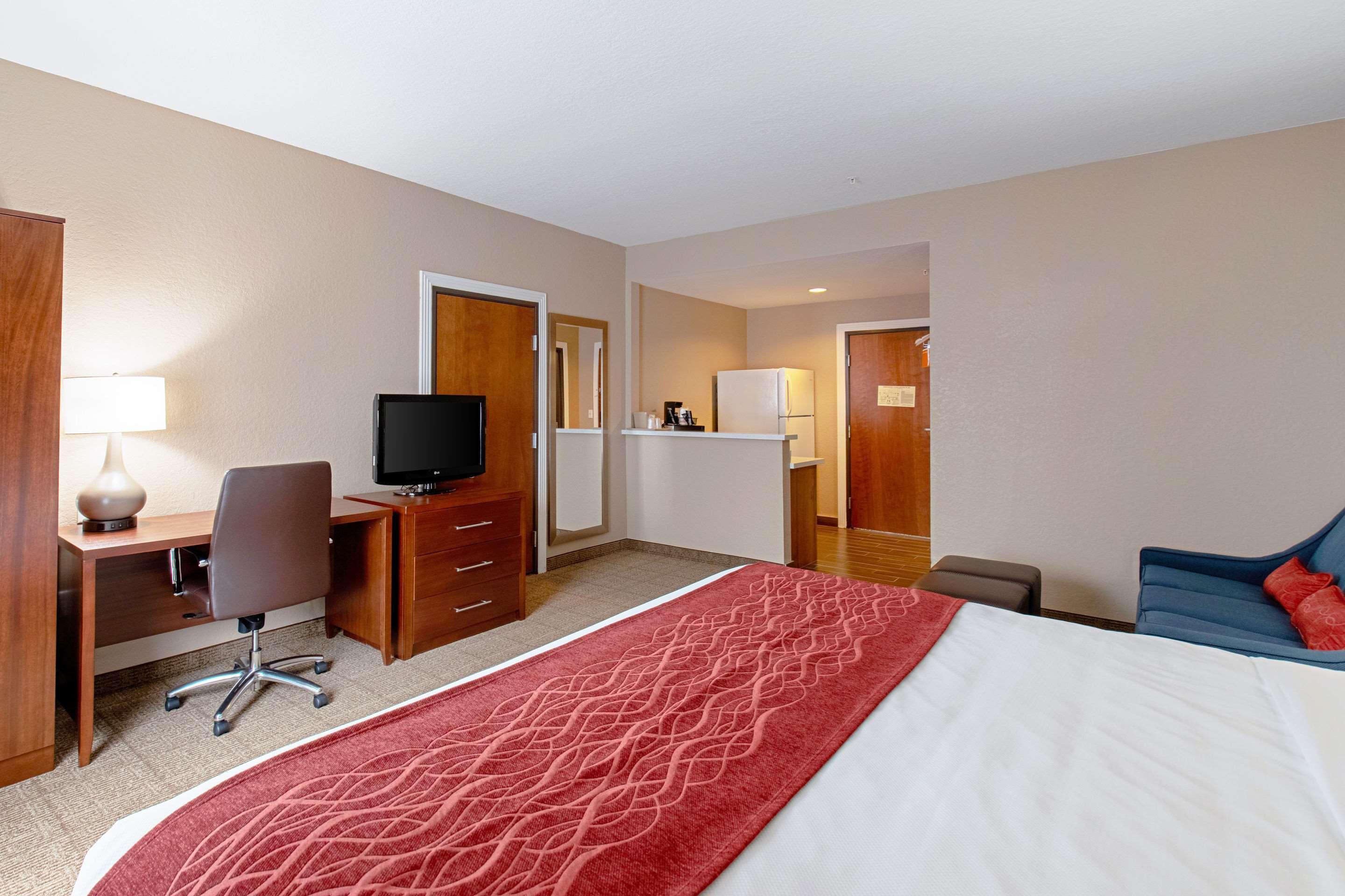 Comfort Inn & Suites And Suites Fredericksburg Luaran gambar